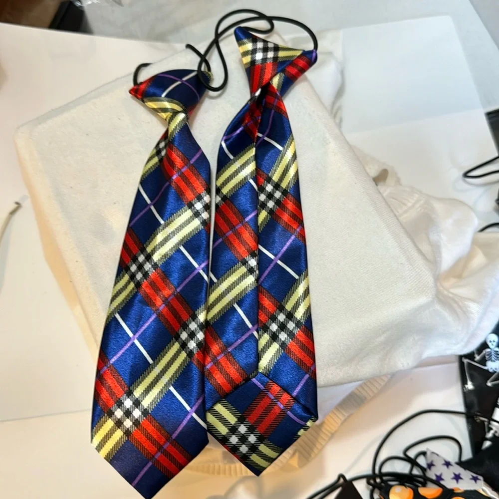 Tie Child’s knot tie elastic cord NWOT can be used to dress up a stuffed animal